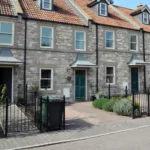 Bright 3-room apartment with balcony and excellent connectivity-5